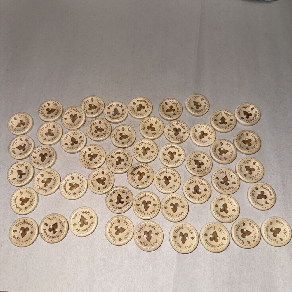 NWT 2.5 cm Wooden Buttons Handmade With Love Hearts Set Of 50